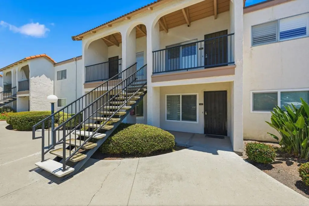 204 Candice Place, Vista, CA — listing photo 1