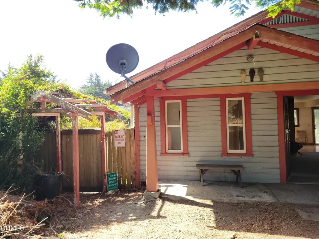 43751 Crispin Road, Manchester, CA — listing photo 1