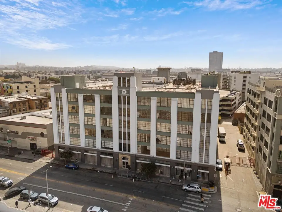 Residential Lease for rent at 420 S San Pedro Street 519, Los Angeles, Los Angeles County, CA and 1 bath