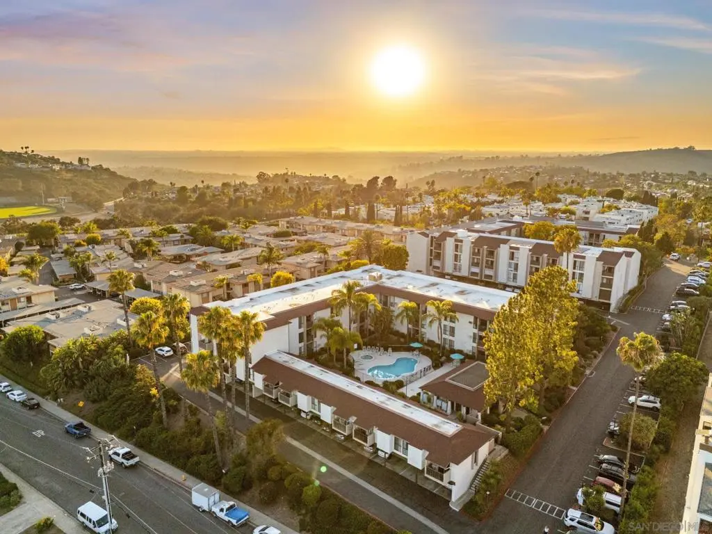 Condominium for sale at 6924 Hyde Park 220, San Diego, CA featuring 2 beds and 2 baths