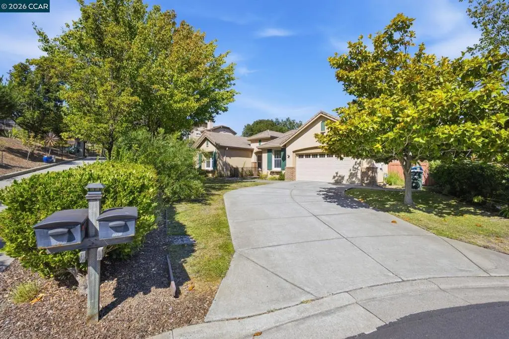 Single Family Residence for sale at 2420 Rushcreek Pl, Vallejo, CA featuring 4 beds and 3 baths