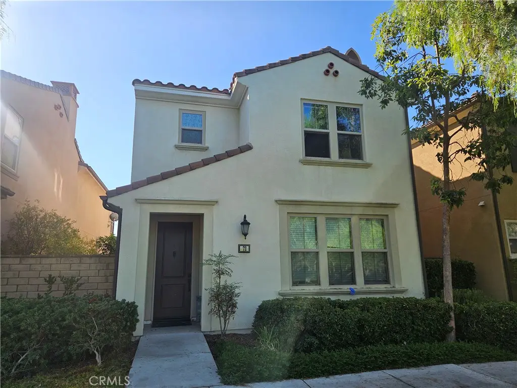 Residential Lease for rent at 72 Scarlet Bloom, Irvine, Orange County, CA featuring 4 beds and 3 baths