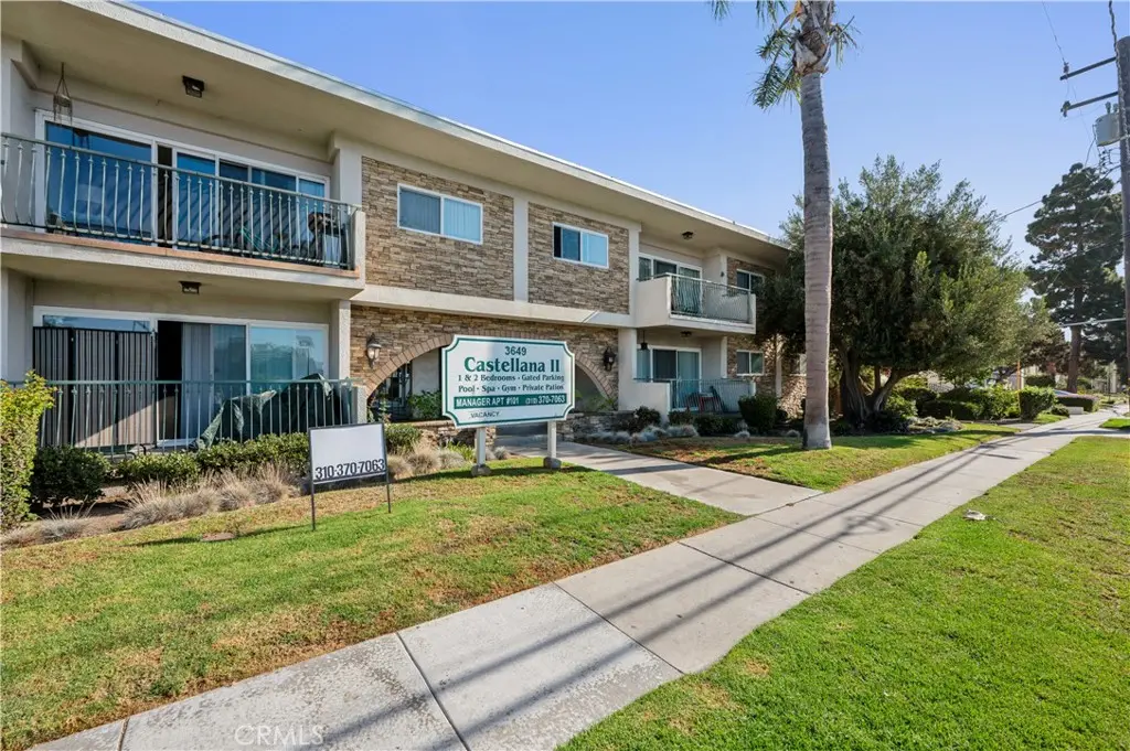 Residential Lease for rent at 3649 Emerald Street 221, Torrance, Los Angeles County, CA and 1 bath