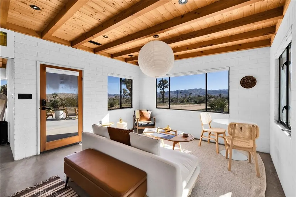 5437 Paradise View Road, Yucca Valley, CA — listing photo 1