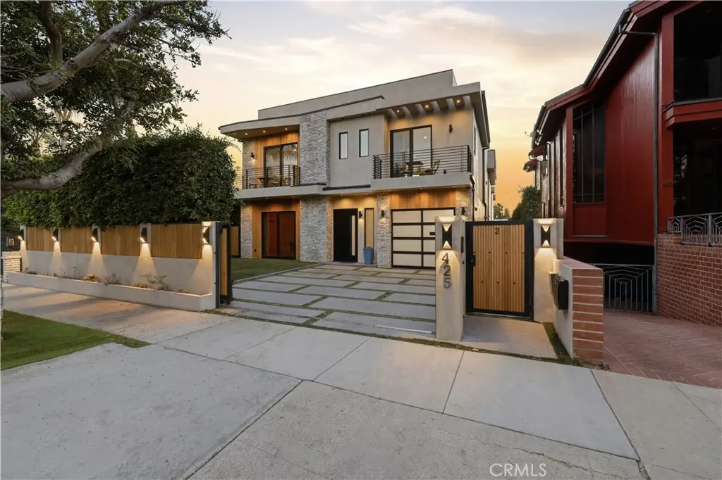 Single Family Residence for rent at 425 N Alfred, Los Angeles, CA featuring 4 beds and 4 baths