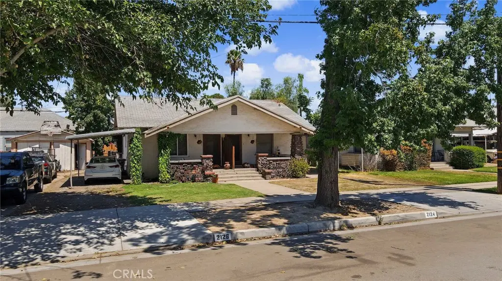 Duplex for sale at 2124 22nd, Bakersfield, CA