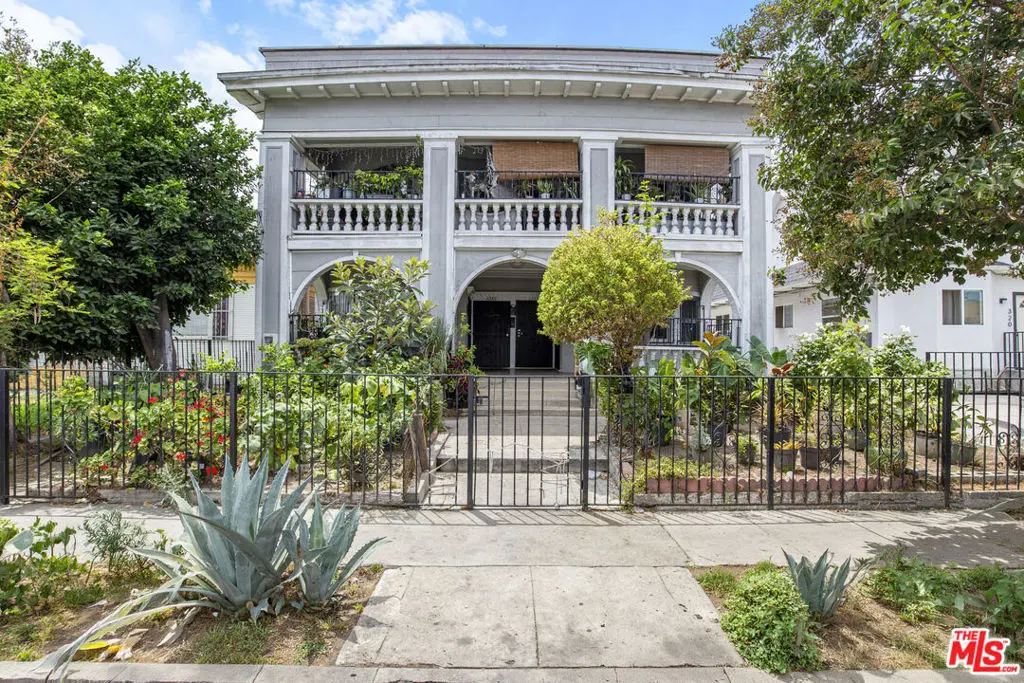 Residential Income for sale at 326 E 35th Street, Los Angeles, CA featuring 5 beds and 4 baths