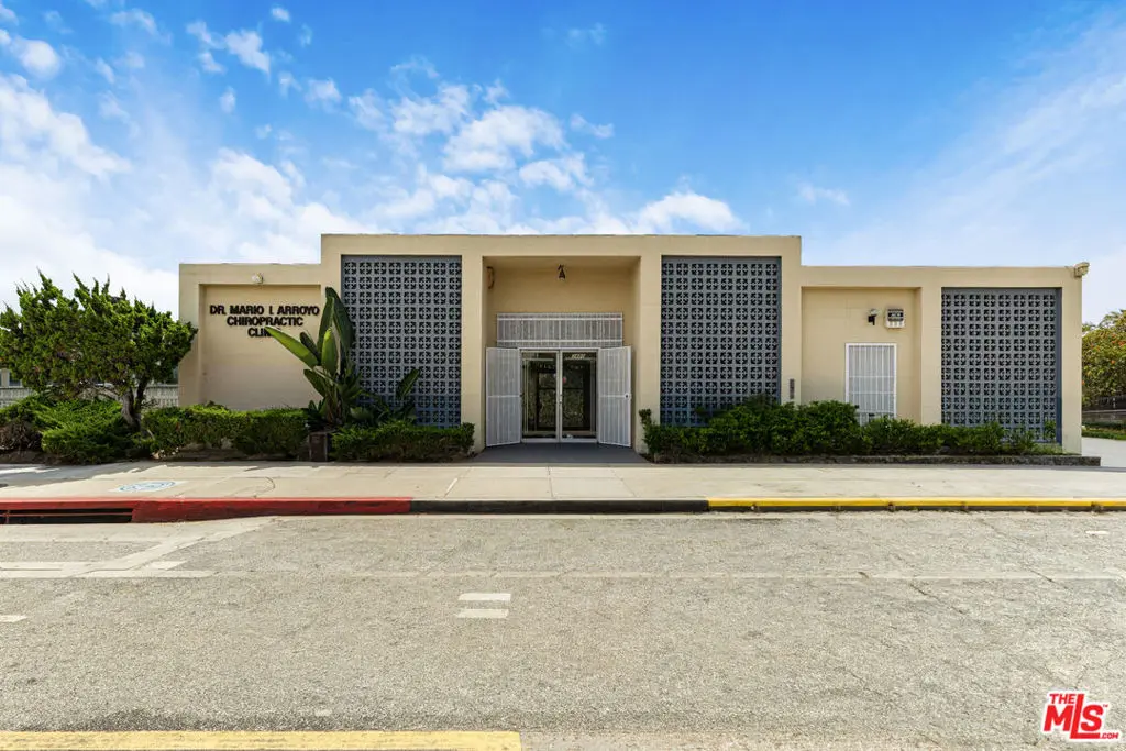 Residential Income for sale at 3480 Live Oak Street, Huntington Park, CA and 1963 baths
