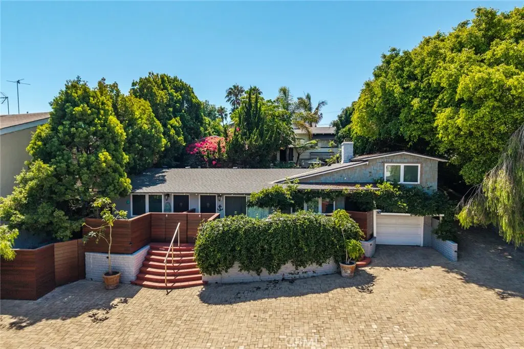 Apartment for rent at 33921 Robles C, Dana Point, CA featuring 1 bed and 1 bath