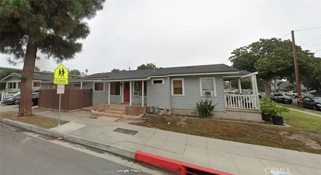 Residential Lease for rent at 326 E Canyon Blvd, Monrovia, Los Angeles County, CA featuring 1 bed and 1 bath