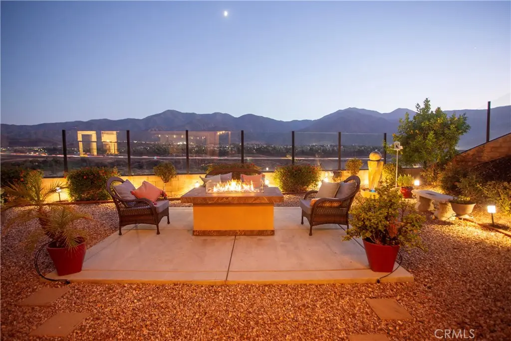 Single Family Residence for sale at 11511 Alton, Corona, CA featuring 2 beds and 2 baths