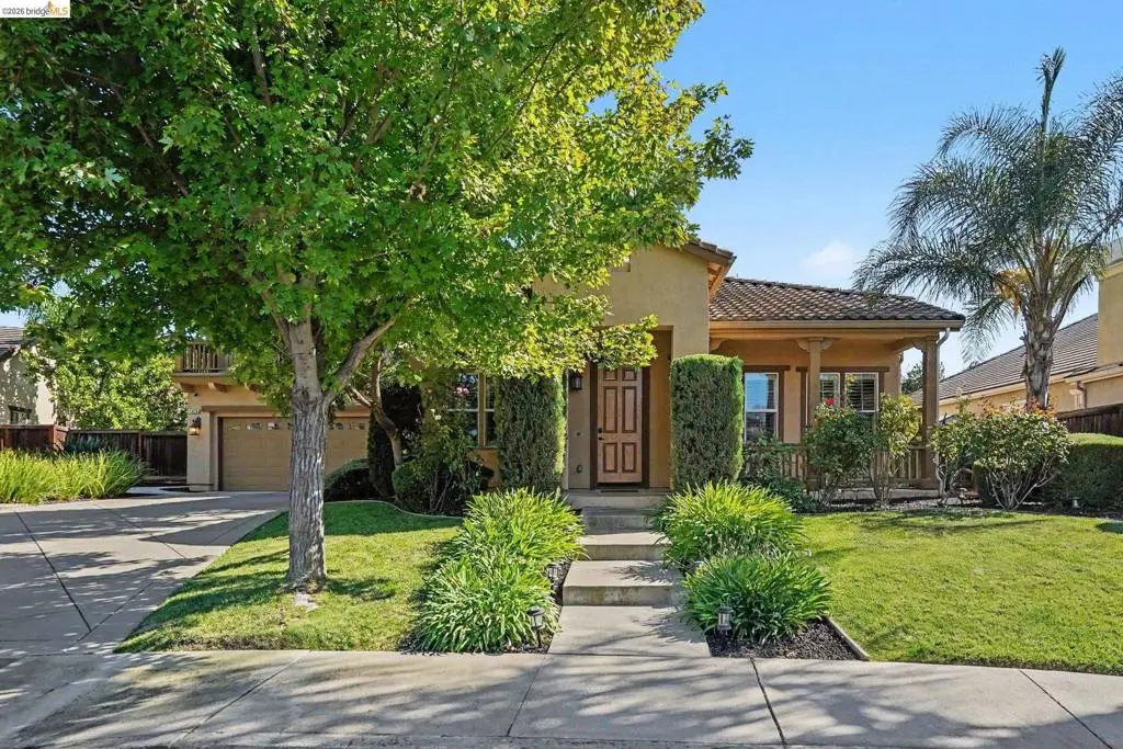 Single Family Residence for sale at 1276 Prominent Drive, Brentwood, CA featuring 5 beds and 4 baths