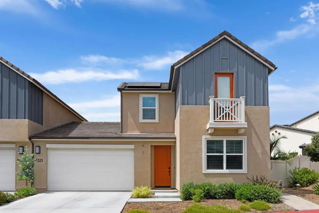 Duplex for sale at 11321 Jacob Ln, San Diego, CA featuring 3 beds and 3 baths