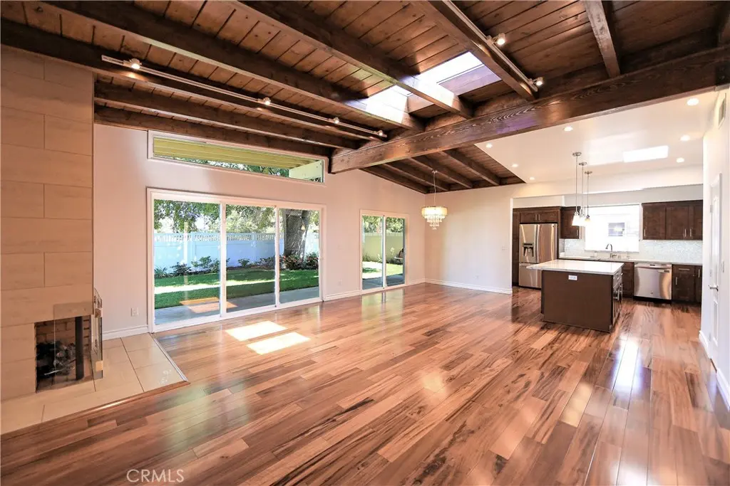 5754 Wish Avenue, Encino, CA — listing photo 1