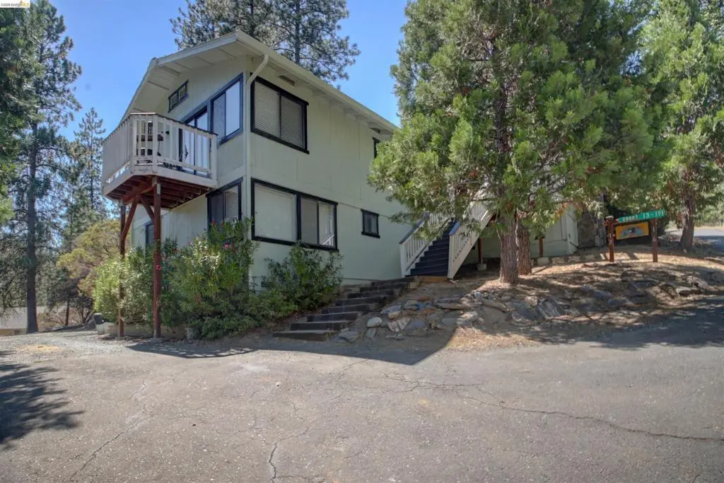 20097 Ridgecrest Way, Groveland, CA — listing photo 1