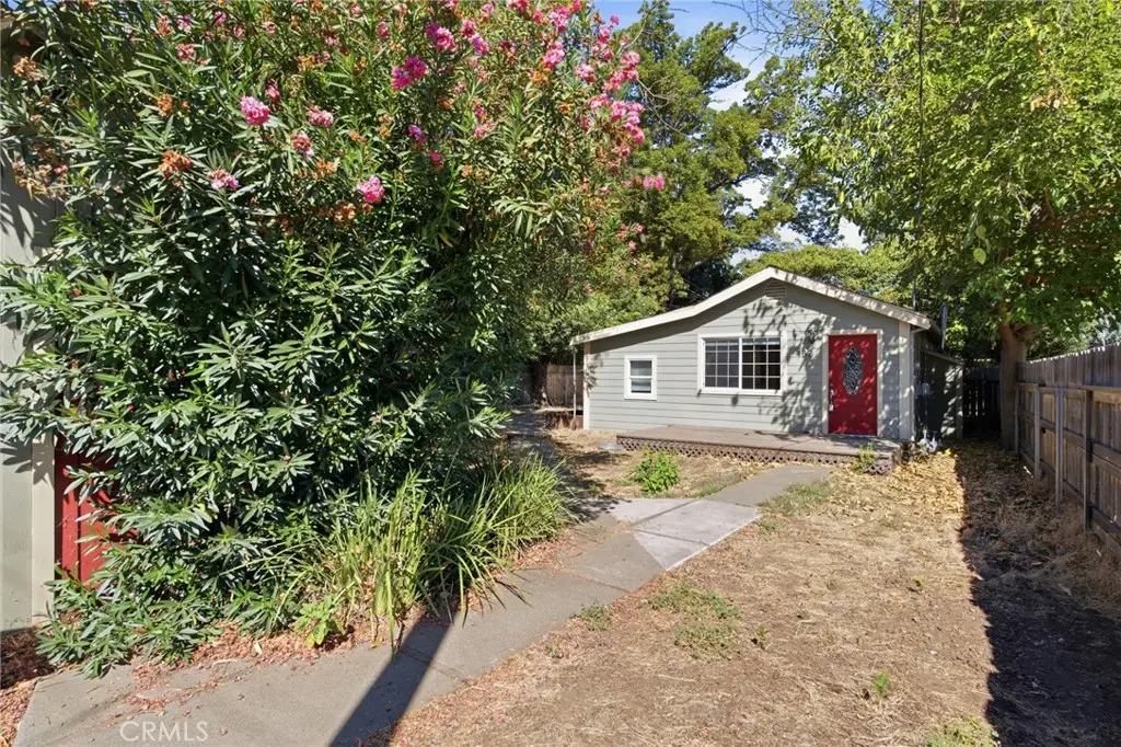 482 East 5th Avenue, Chico, CA — listing photo 1