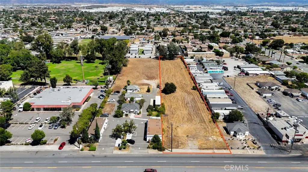 17630 Foothill Boulevard, Fontana, CA — listing photo 1