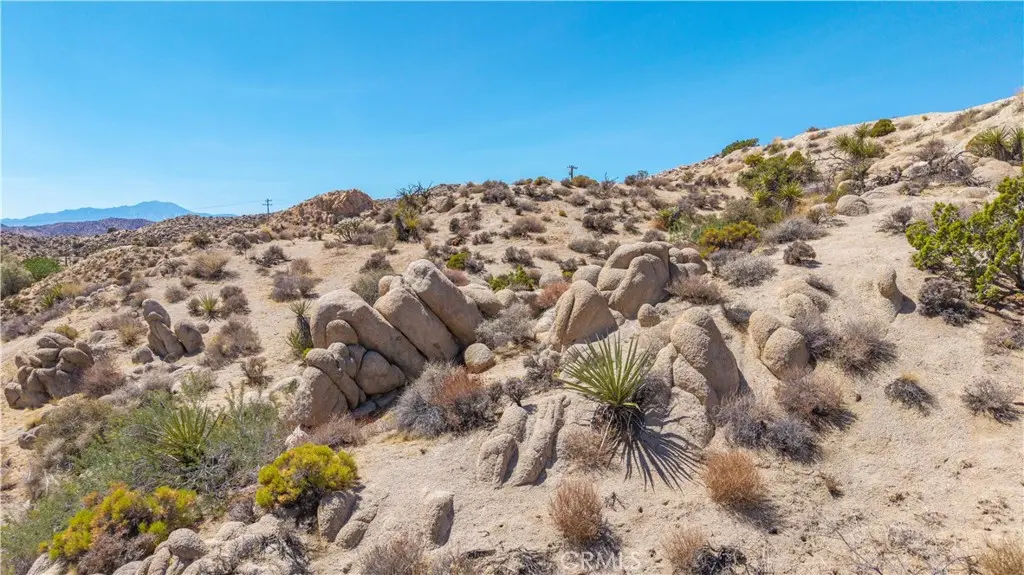 56643 Plaza Del Amigo, Yucca Valley, CA — listing photo 1