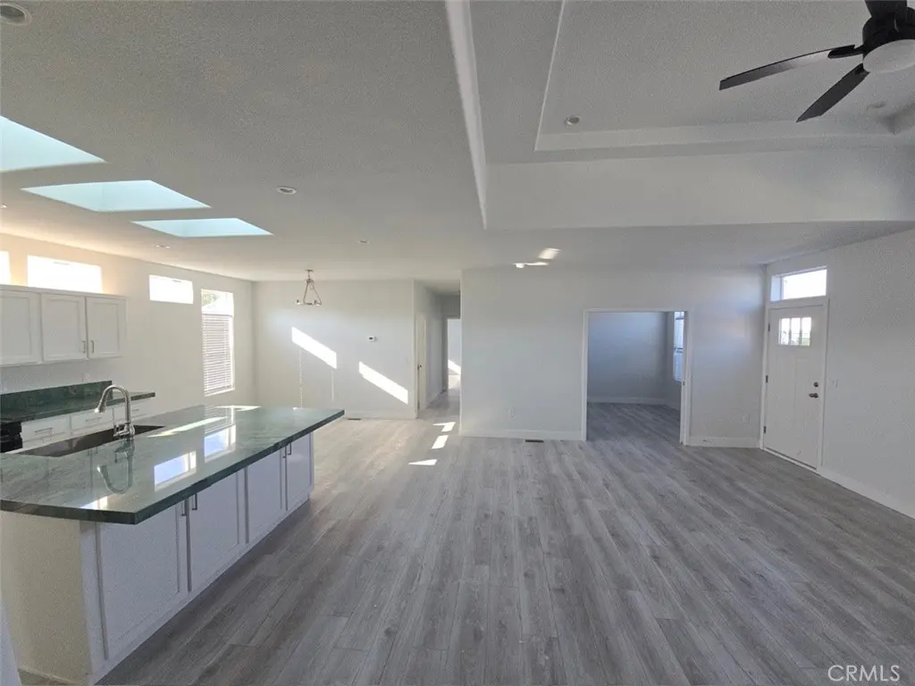 21500 Lassen 450, Chatsworth, CA — listing photo 1