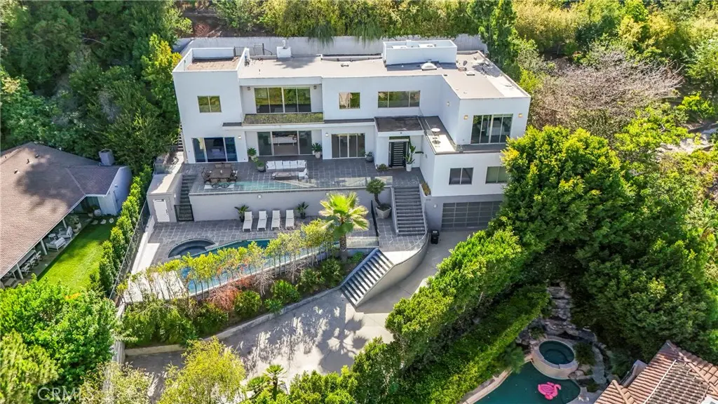 Single Family Residence for sale at 12148 Travis, Los Angeles, CA featuring 6 beds and 6 baths