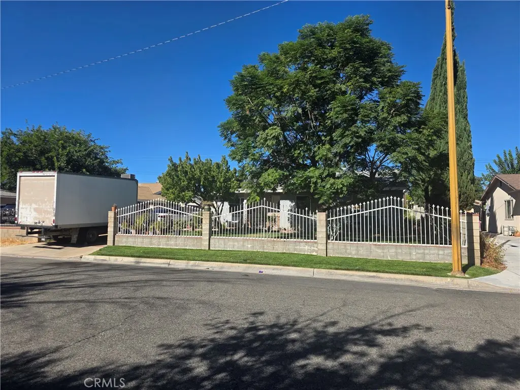 38733 36th E, Palmdale, CA — listing photo 1