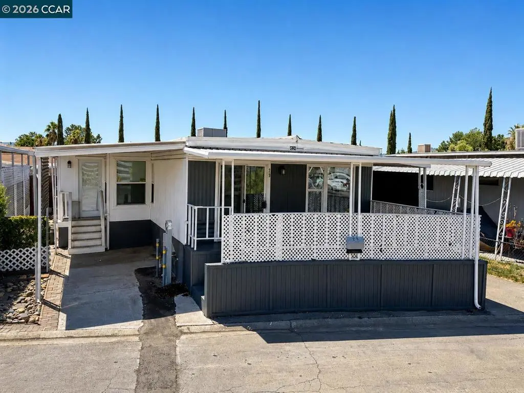 Manufactured In Park for sale at 29 David Dr, Concord, CA featuring 2 beds and 1 bath