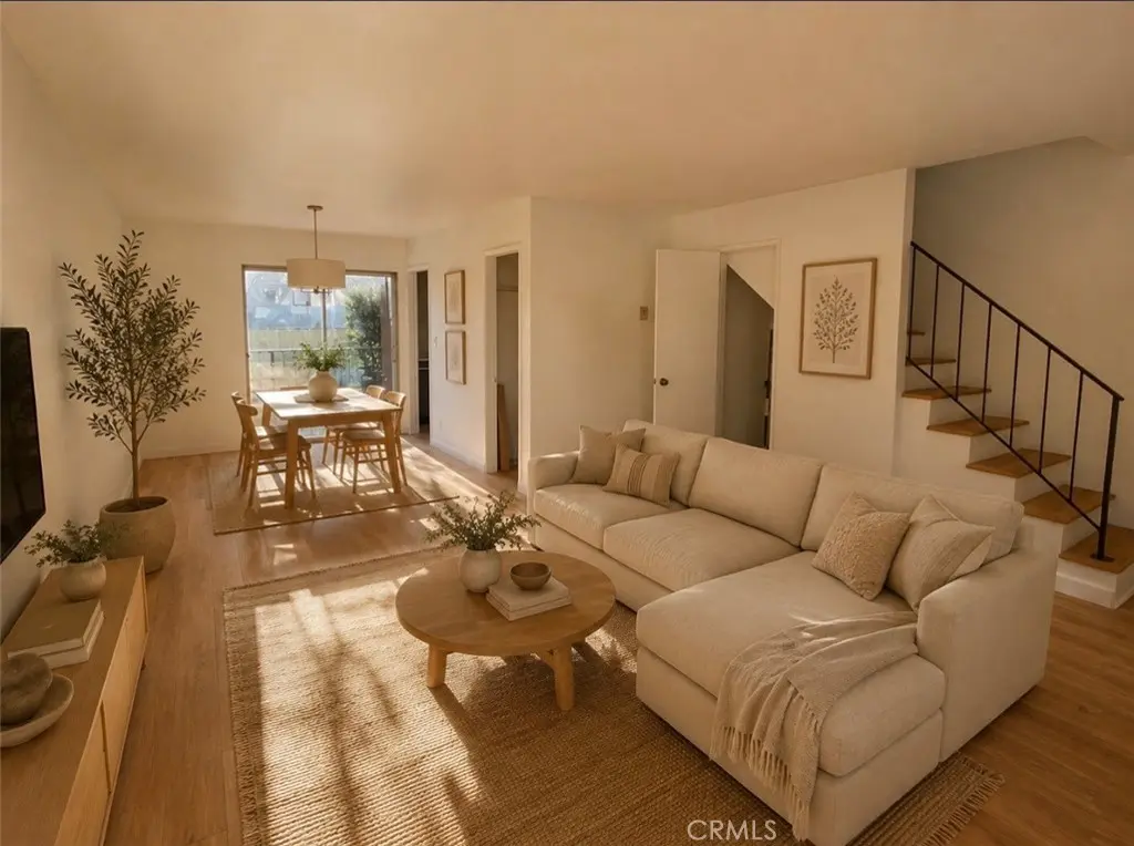 933 N Cedar 14, Inglewood, CA — listing photo 1