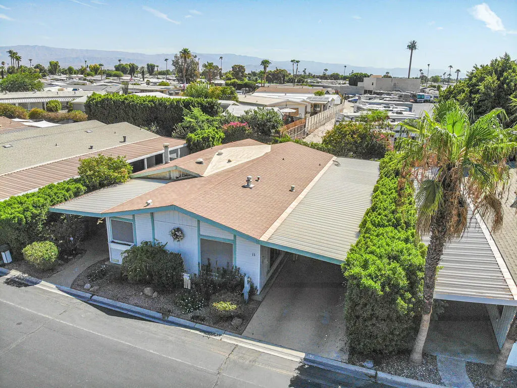 73450 Country Club Drive 11, Palm Desert, CA — listing photo 1