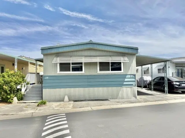 Manufactured In Park for sale at 1515 N Milpitas Boulevard 129, Milpitas, CA featuring 2 beds and 2 baths