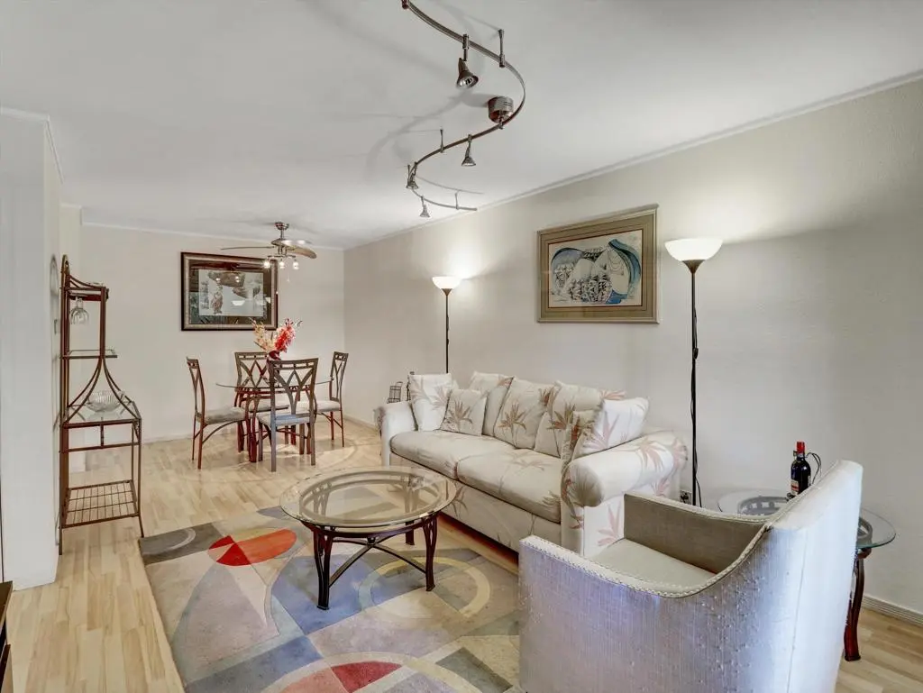 2860 N Los Felices Road 206, Palm Springs, CA — listing photo 1