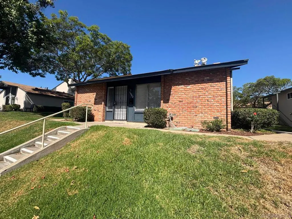 Single Family Residence for rent at 13942 Via Rimini, San Diego, CA featuring 2 beds and 1 bath