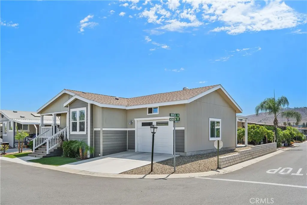 Manufactured In Park for sale at 4000 Pierce Street 256, Riverside, CA featuring 3 beds and 2 baths