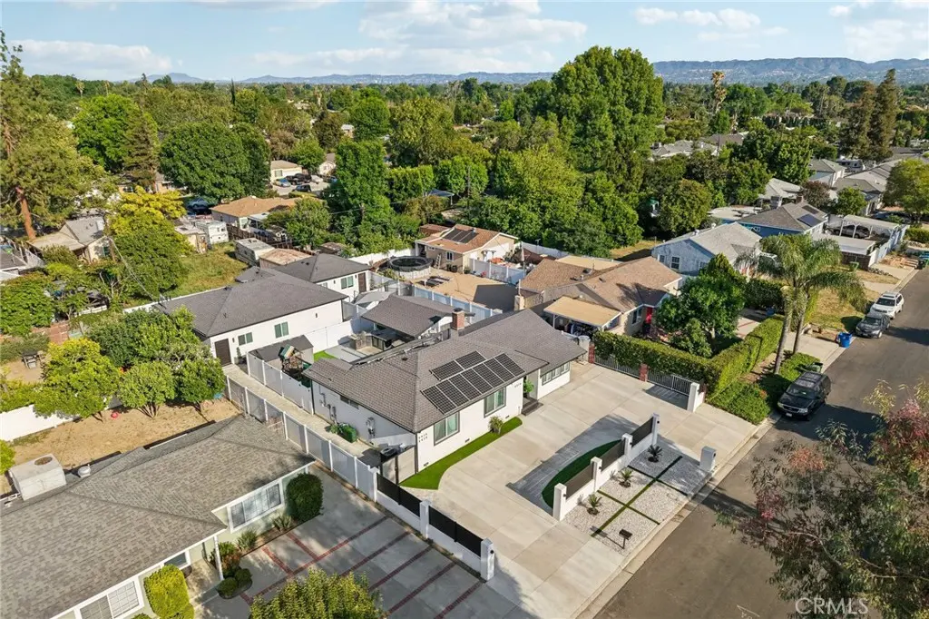 8434 Oakdale Avenue, Winnetka, CA — listing photo 1