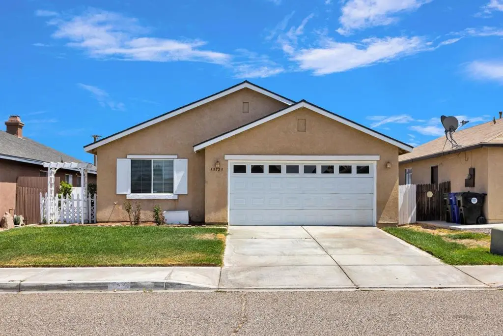 Single Family Residence for sale at 13523 Merry Oaks, Victorville, CA featuring 3 beds and 2 baths