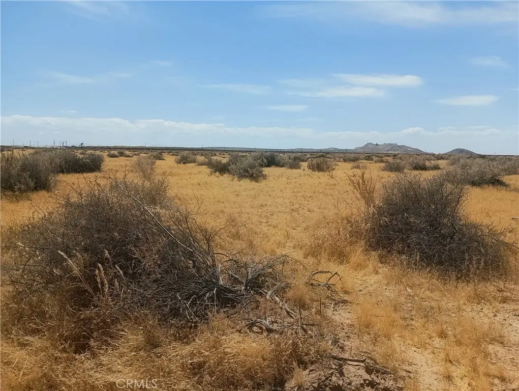 125 Old Hwy 58 (near), Boron, CA — listing photo 1