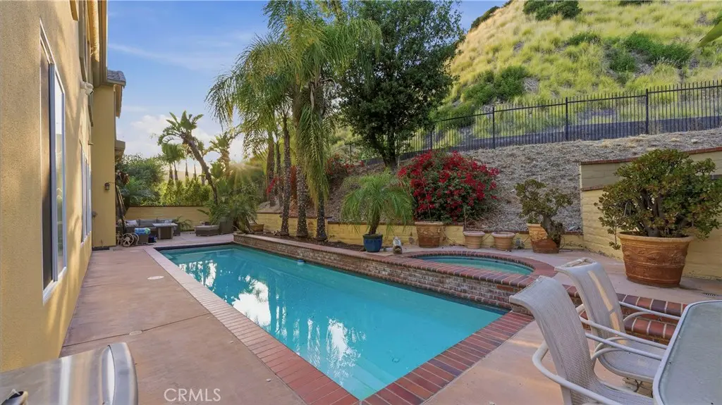 Single Family Residence for sale at 3426 Wedgewood Lane, Burbank, CA featuring 5 beds and 6 baths