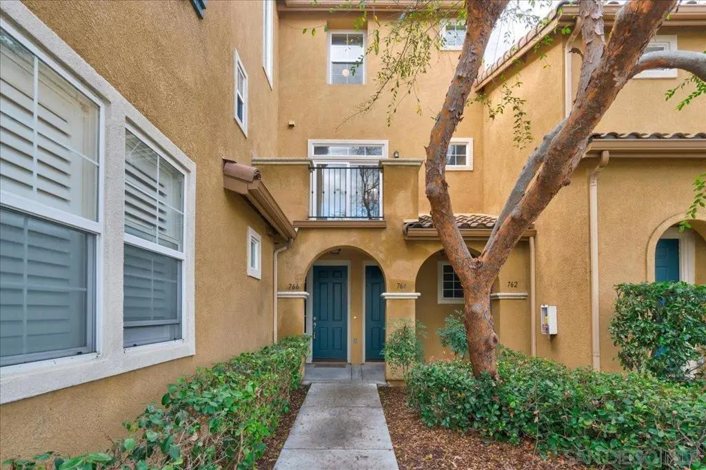 Townhouse for sale at 762 Castaway Cv, San Diego, CA featuring 2 beds and 3 baths