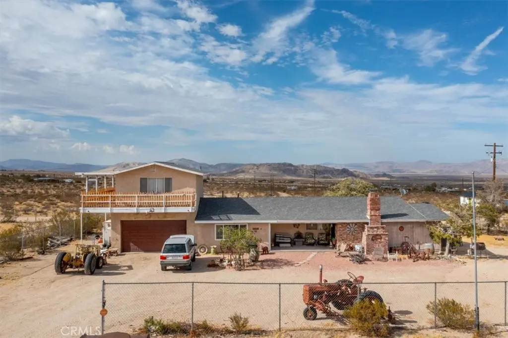 55576 Valley View Road, Landers, CA — listing photo 1