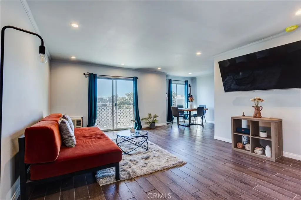 Condominium for sale at 3734 S Canfield Ave 330, Los Angeles, CA featuring 1 bed and 1 bath