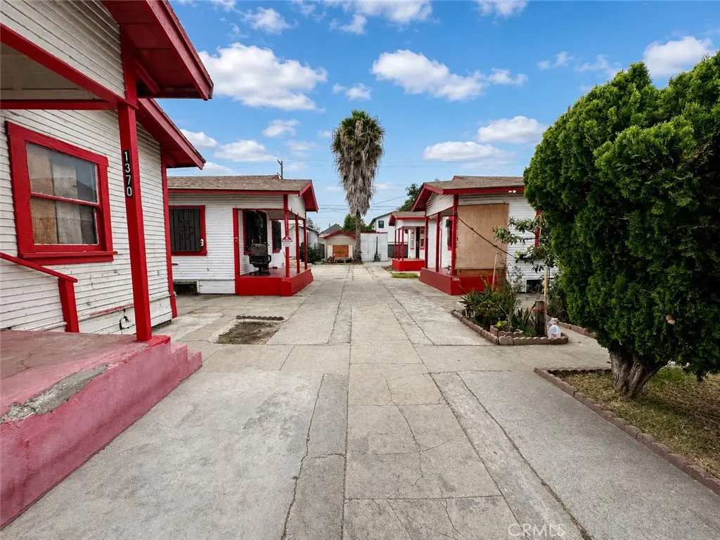 Mixed Use for sale at 1366 E 57th, Los Angeles, CA