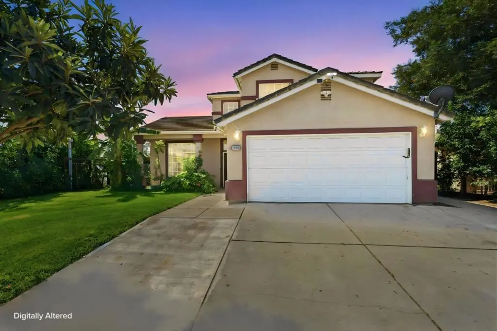 16913 Trina Lane, Delhi, CA — listing photo 1