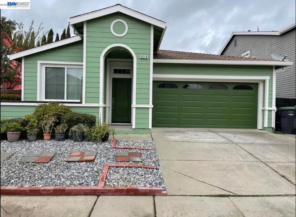 Single Family Residence for sale at 2516 Withrow Ln, Fairfield, CA featuring 3 beds and 2 baths