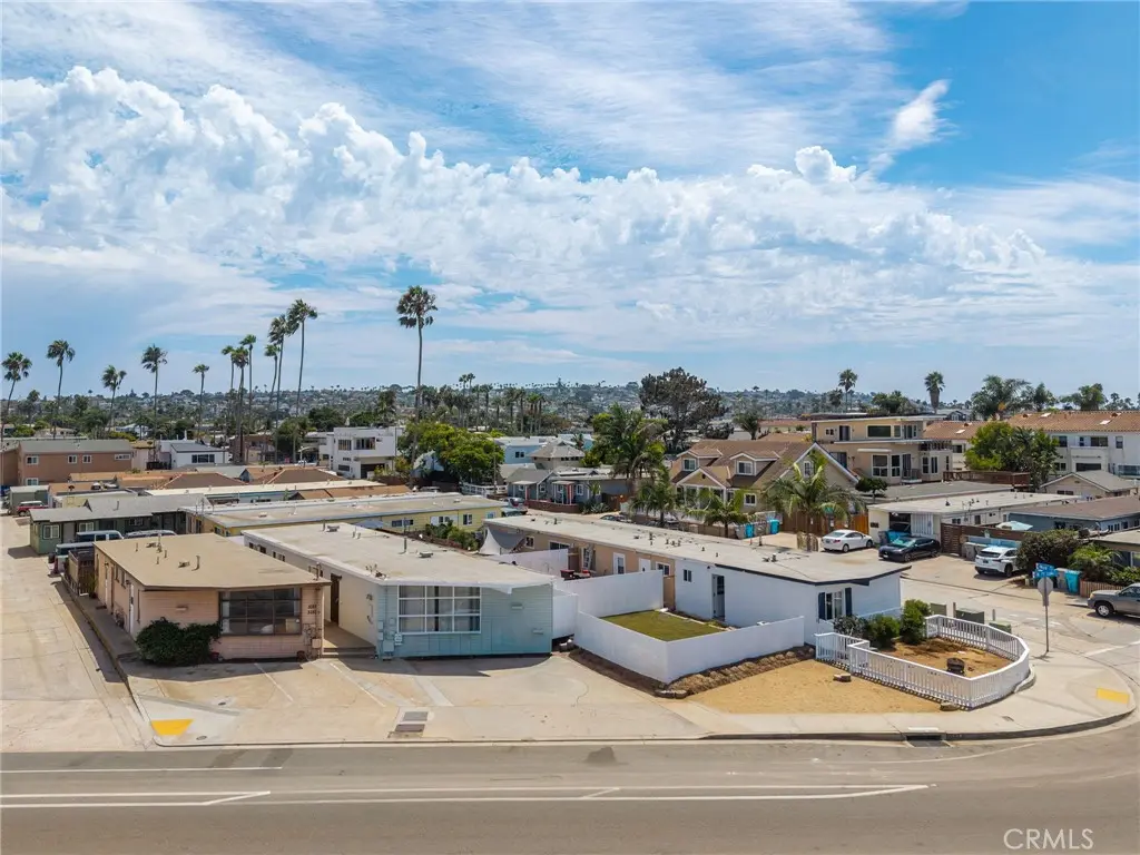 Duplex for sale at 5161 W. Point Loma Blvd, San Diego, CA