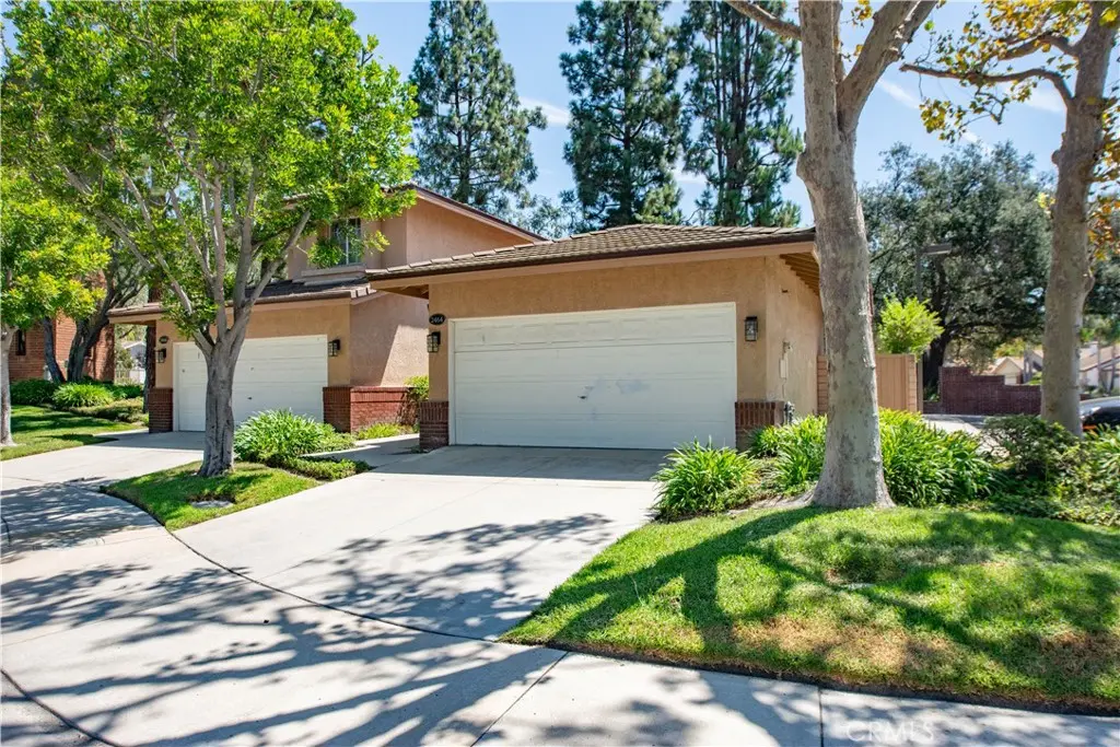 2464 Pleasant Grove Circle, Thousand Oaks, CA — listing photo 1