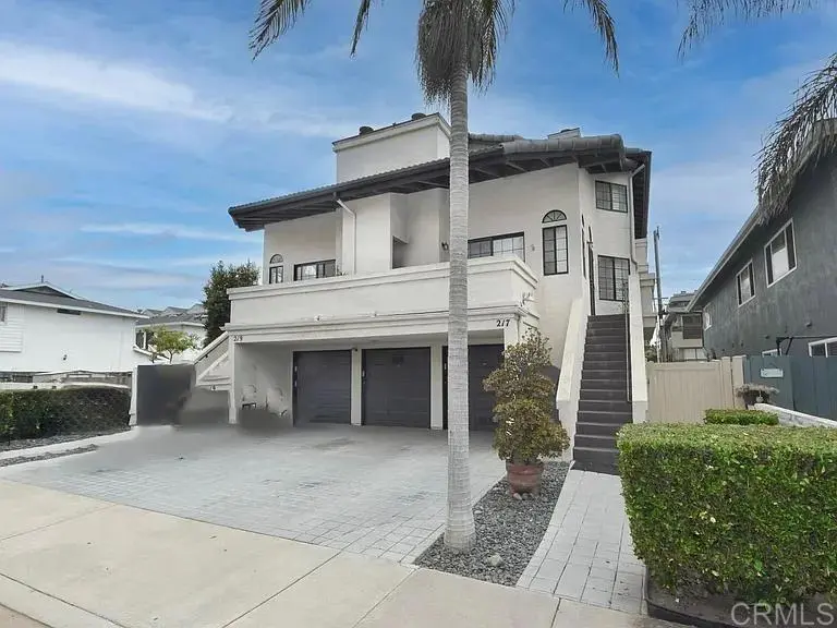 215 Elm ave, Imperial Beach, CA — listing photo 1