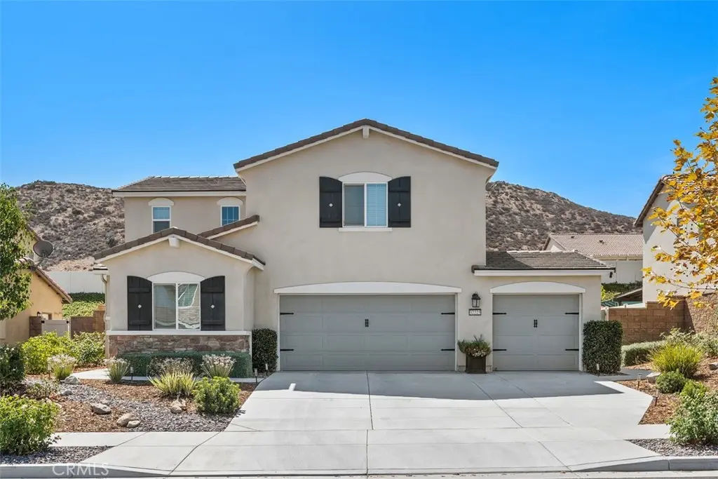 32225 Rambling Court, Winchester, CA — listing photo 1