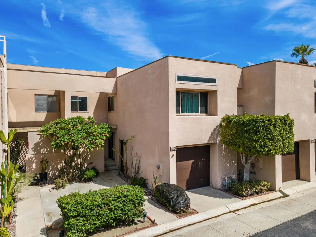 434 Village Square E, Palm Springs, CA — listing photo 1
