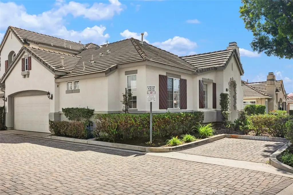 104 Seacountry Lane, Rancho Santa Margarita, CA — listing photo 1