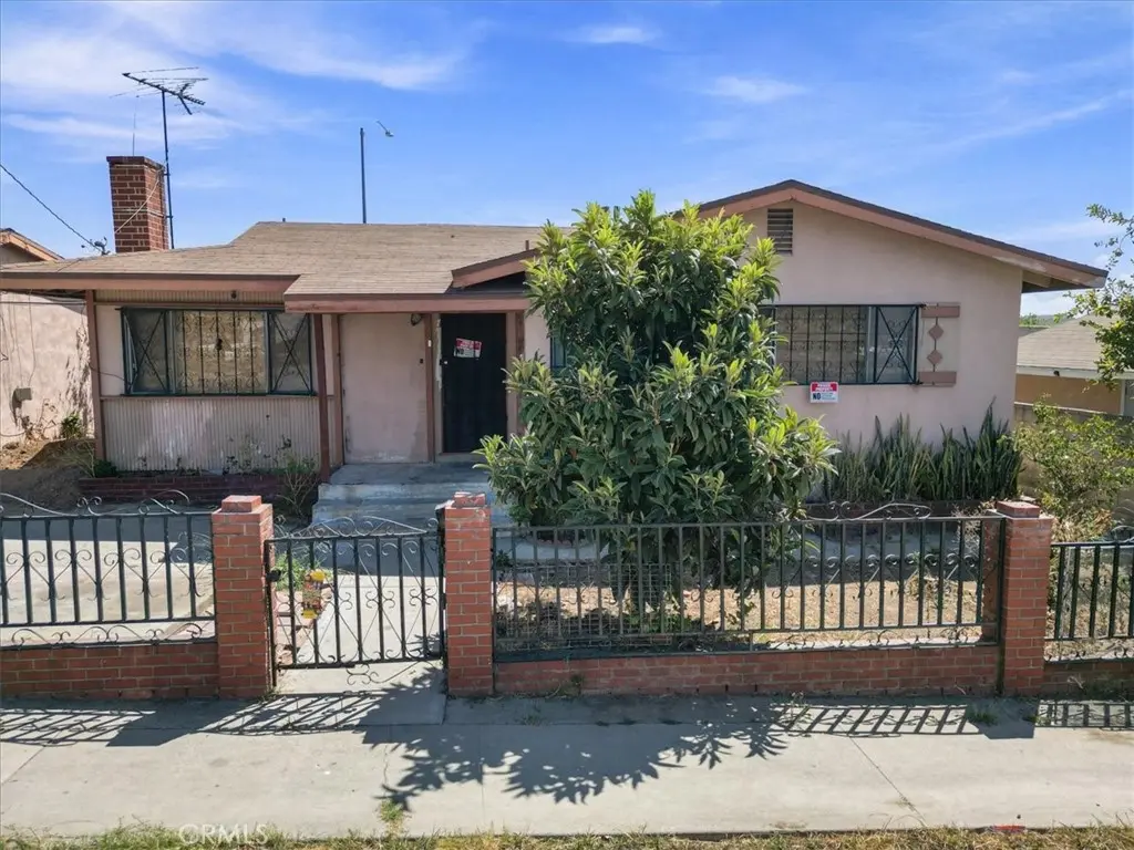 Single Family Residence for sale at 650 S Sydney Drive, Los Angeles, CA featuring 3 beds and 2 baths