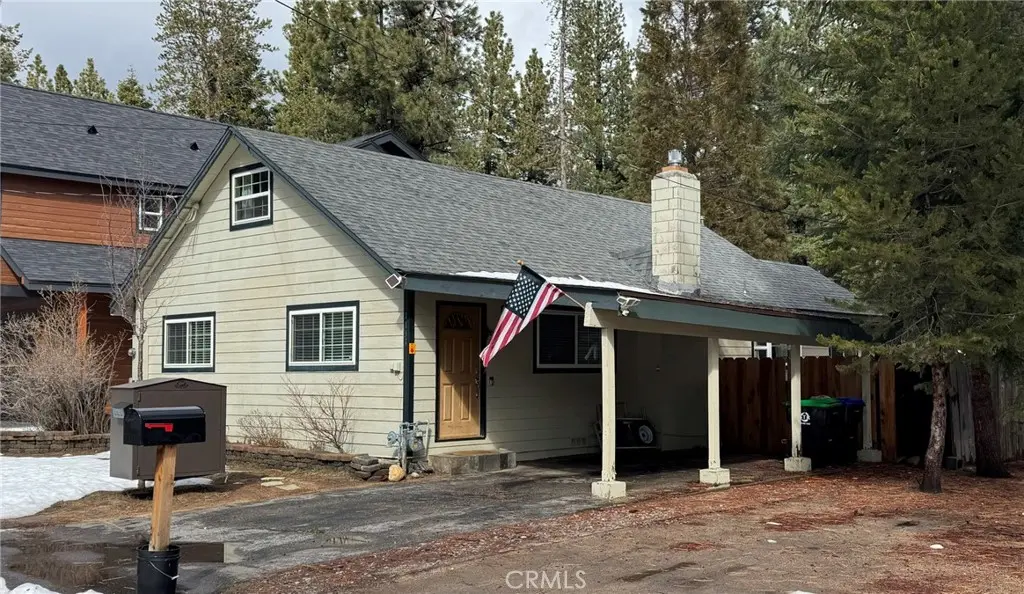 Cabin for sale at 1131 Dedi, South Lake Tahoe, CA featuring 3 beds and 2 baths